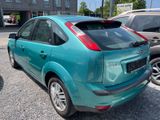 Ford Focus Lim. Ghia - Ford Focus: Ghia
