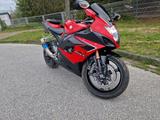 Suzuki GSX-R 1000 - SUZUKI GSX R 100