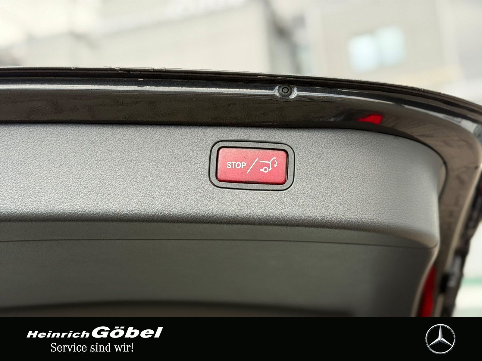 Fahrzeugabbildung Mercedes-Benz C 180 T Avantgarde*PANO*TOTWINKEL*LED*KAMERA*