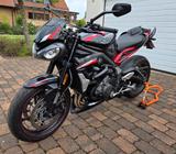 Triumph Street Triple R - Triumph Motorräder in Hannover