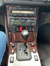 Mercedes-Benz 320 - Mercedes-Benz 320