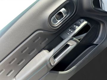 Citroën C5 Aircross 1.2 PureTech KAMERA CARPLAY NAVI