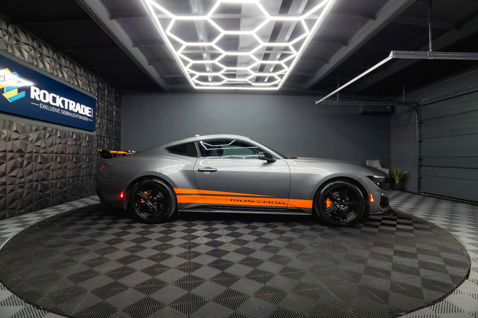 Fahrzeugabbildung Ford Mustang GT Coupe DARK HORSE 2.3 EcoBoost MY2024