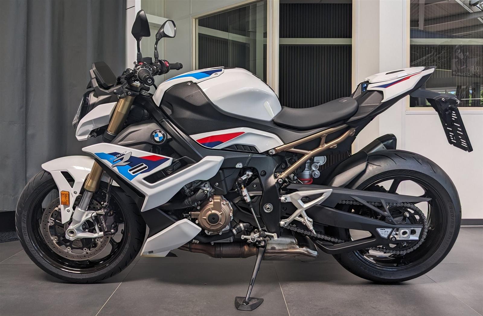 BMW S 1000 R 3 Pakete