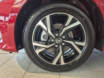 Toyota Yaris Hybrid 116 1.5 VVT-i Teamplayer + Comfort 