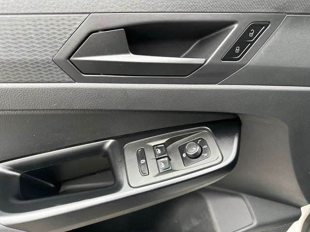 Fahrzeugabbildung Volkswagen Caddy Kombi 2.0TDI NAVI+TEMPOMAT+SITZHZ+AHK+++