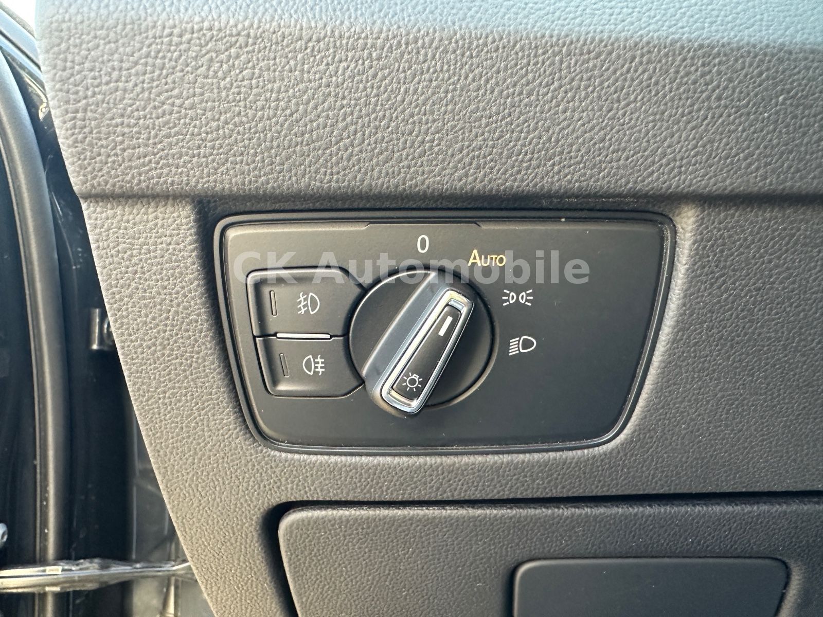 Fahrzeugabbildung Volkswagen Passat Variant Comfortline 2.0TDI/DSG/LED/AHK