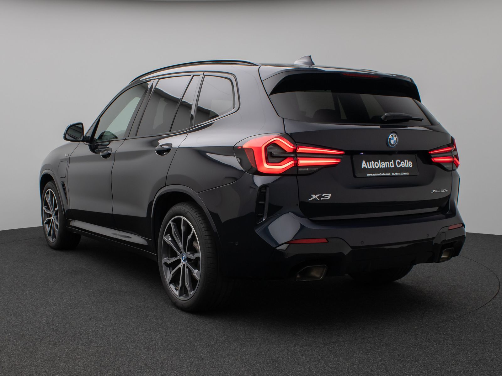 Fahrzeugabbildung BMW X3 xD30e M Sport Kamera DAB DrivAssis LED 20Zoll