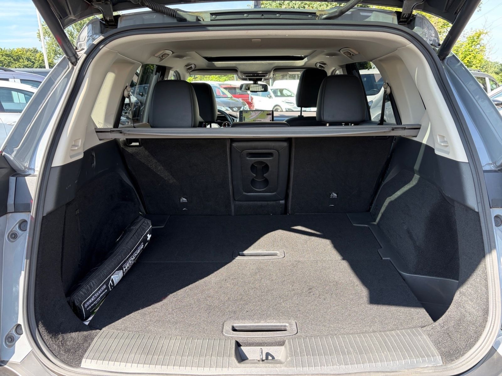 Fahrzeugabbildung Nissan X-Trail 1.5 VC-T e-Power Tekna+ e-4ORCE*360°Kame