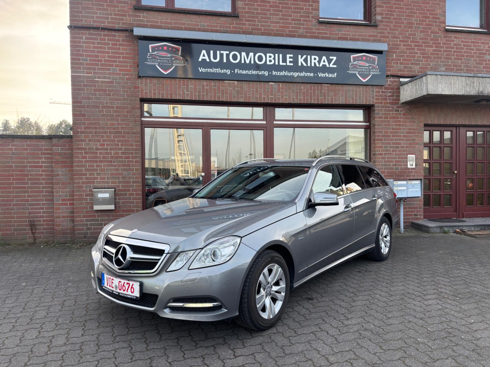 Mercedes-Benz T-Modell E 200 CGI SHZ PDC AHK NAVI TEMP GARANTI