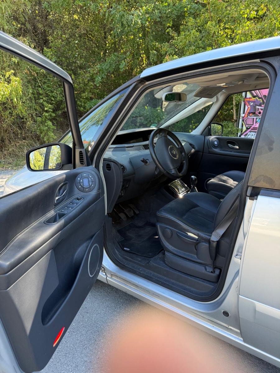 Renault Espace 2014 — photo 8
