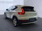 Volvo XC 40 Core 2WD Navi LED MFL BT DAB Ambientebel. - Volvo Gebrauchtwagen in Rosenheim