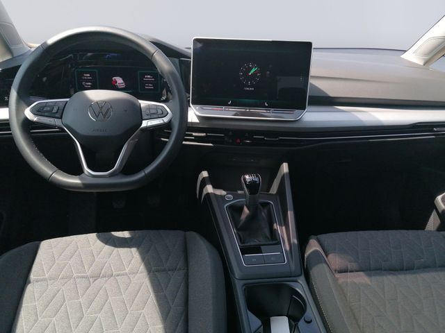 Golf VIII 1.5 TSI Life PANO+LED+17"+
