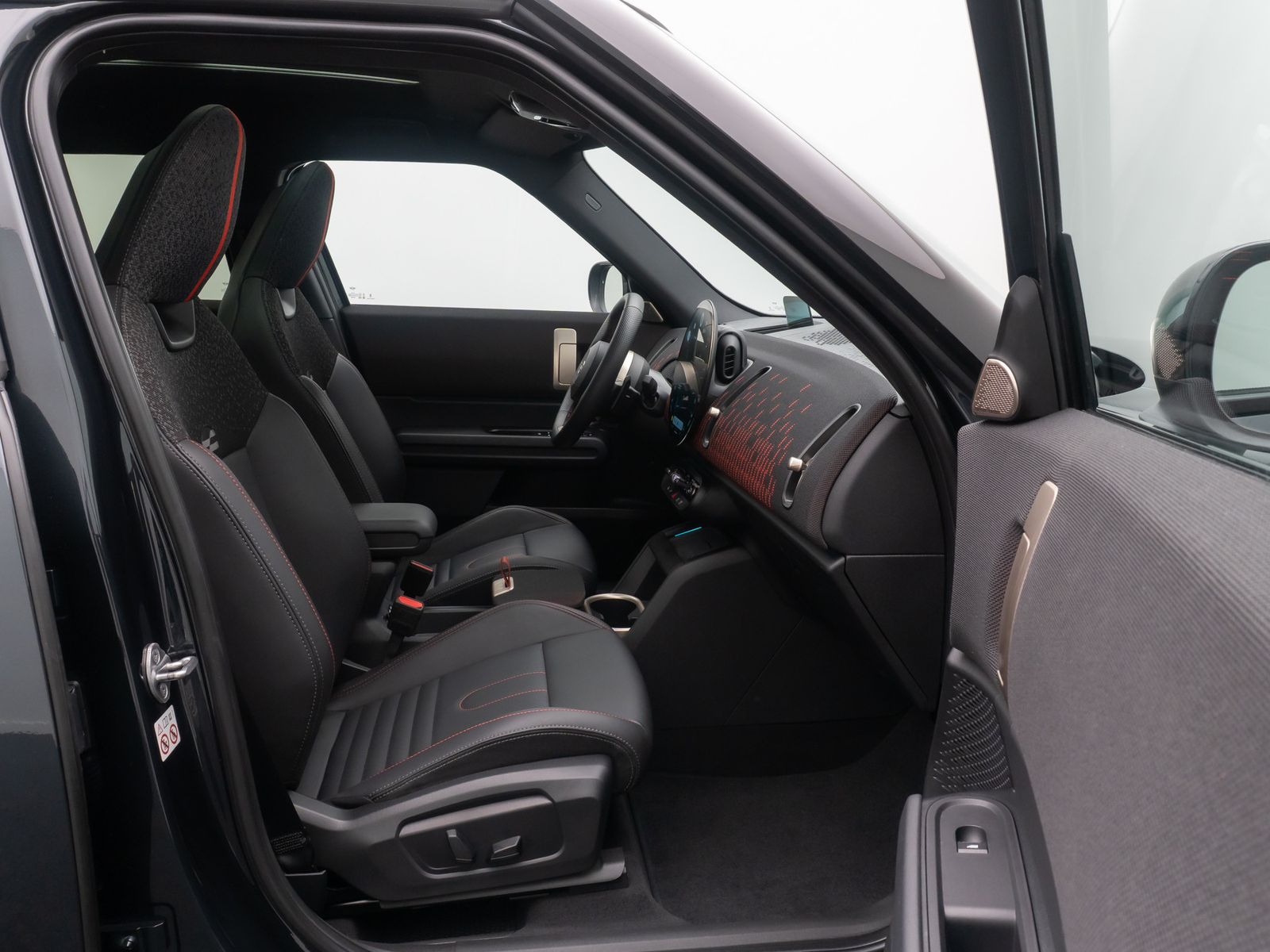 Fahrzeugabbildung MINI John Cooper Works Countryman  JCW ALL4 Panorama
