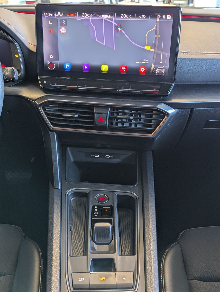 Fahrzeugabbildung CUPRA Formentor 1.5 TSI DSG DCC Full-Link Cam Navi 19"