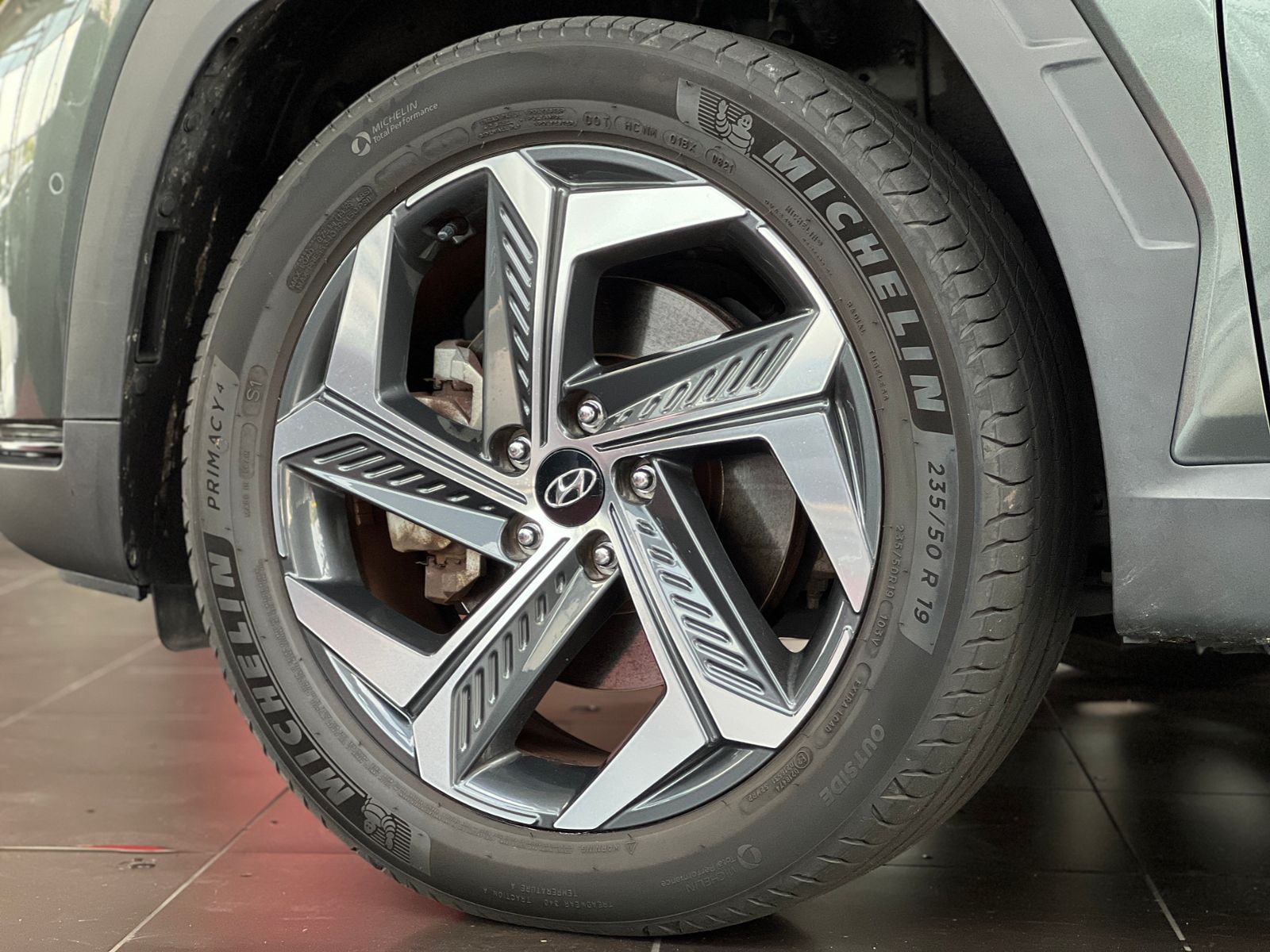 Fahrzeugabbildung Hyundai TUCSON Prime Plug-In Hybrid PHEV 4WD LEDER LED