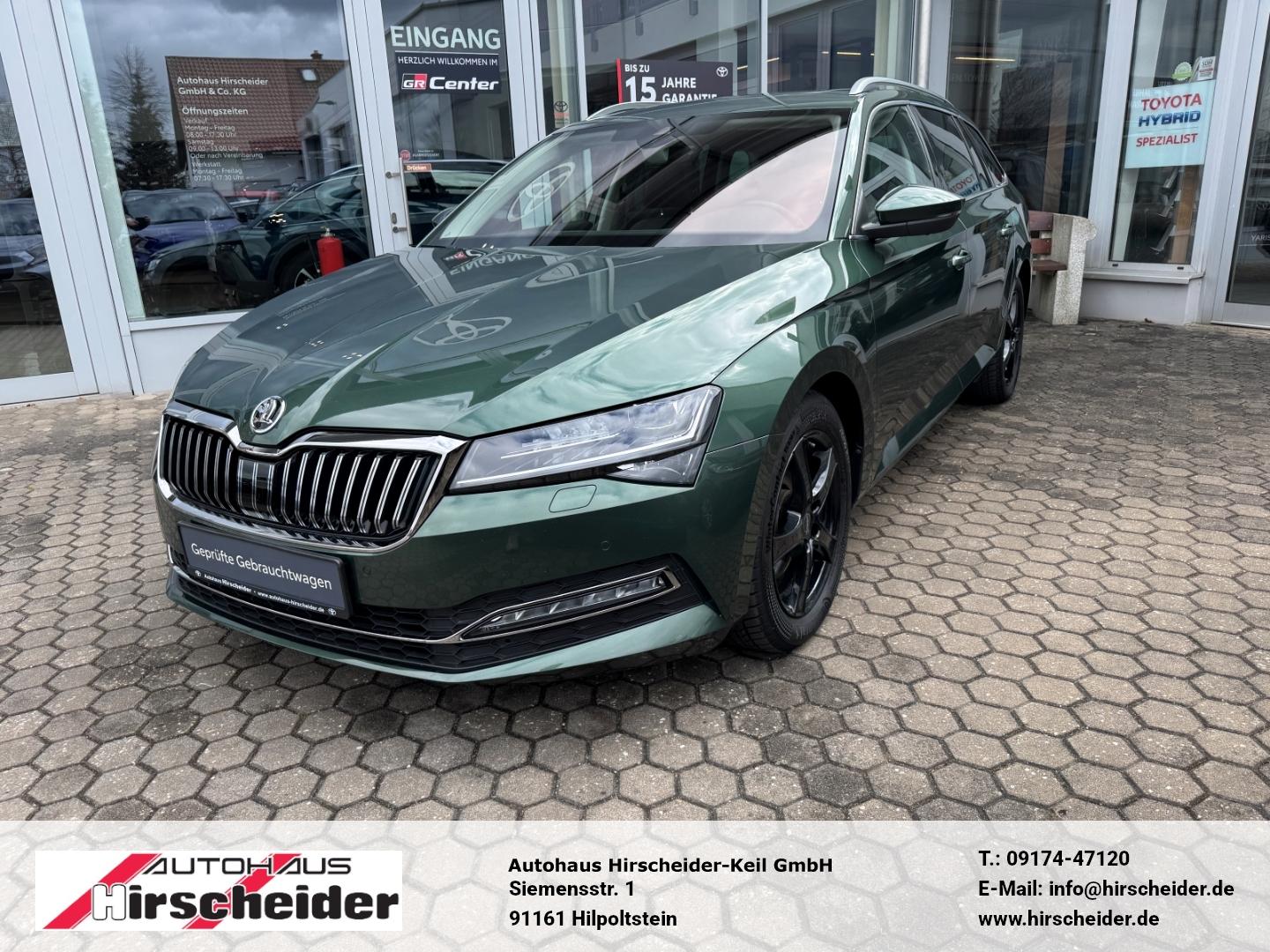 Skoda Superb Combi Premium Edition 4x4*8-fach*AHK*Pano
