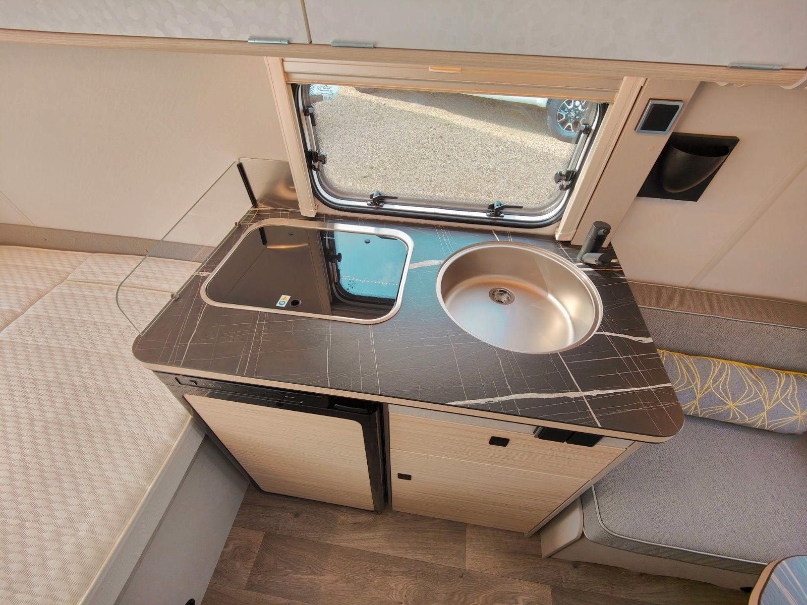 Fahrzeugabbildung HYMER / ERIBA / HYMERCAR Touring 310 Urban - SPRING SALE -