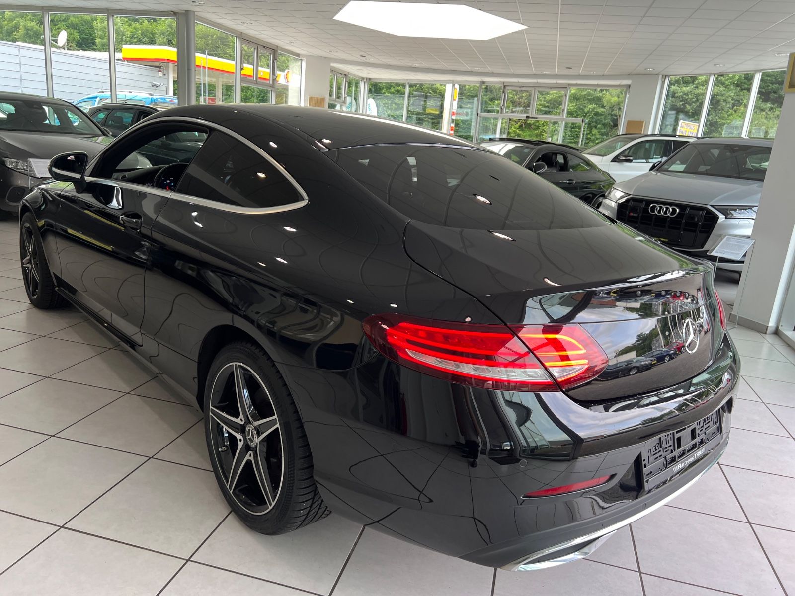 Fahrzeugabbildung Mercedes-Benz C 220 d Coupe * AMG FELGEN *