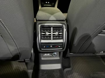 Skoda Kodiaq 2.0 TDI 4x4 Sportline Pano AHK 7-Sitze