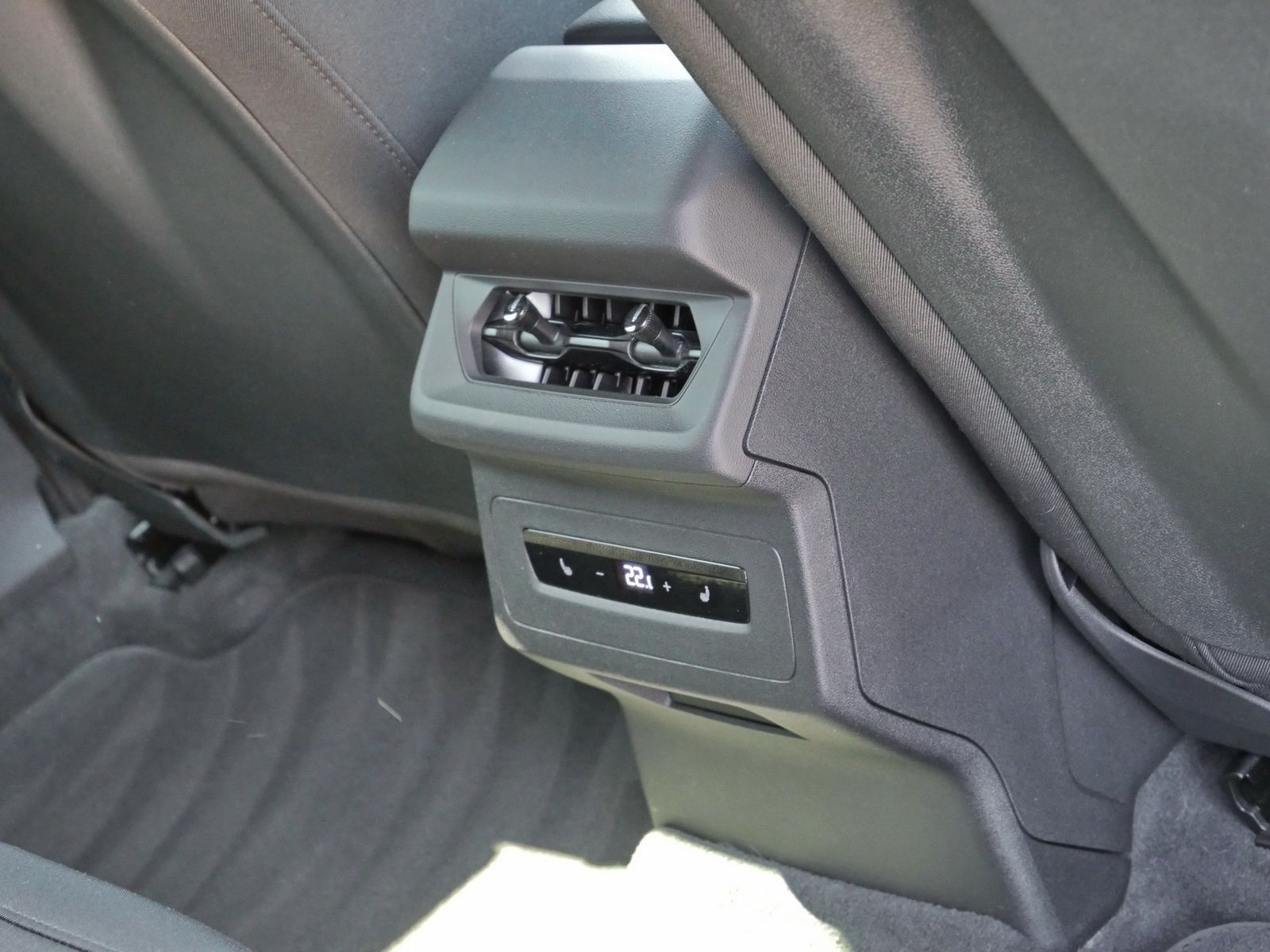 Audi A6 e-tron - Bild 18