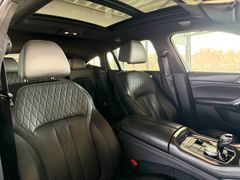 BMW X6 M50 D 22"/Skylounge/B&W/VOLL!!!