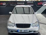 Mercedes-Benz C 200 CDI AVANTGARDE - Mercedes-Benz C 200 aus 2001