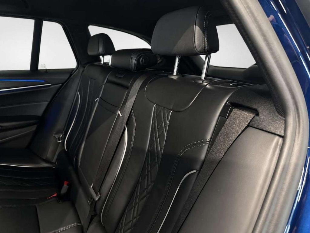 BMW 540 Luxury Line i xDrive Touring Komfortsitze HU