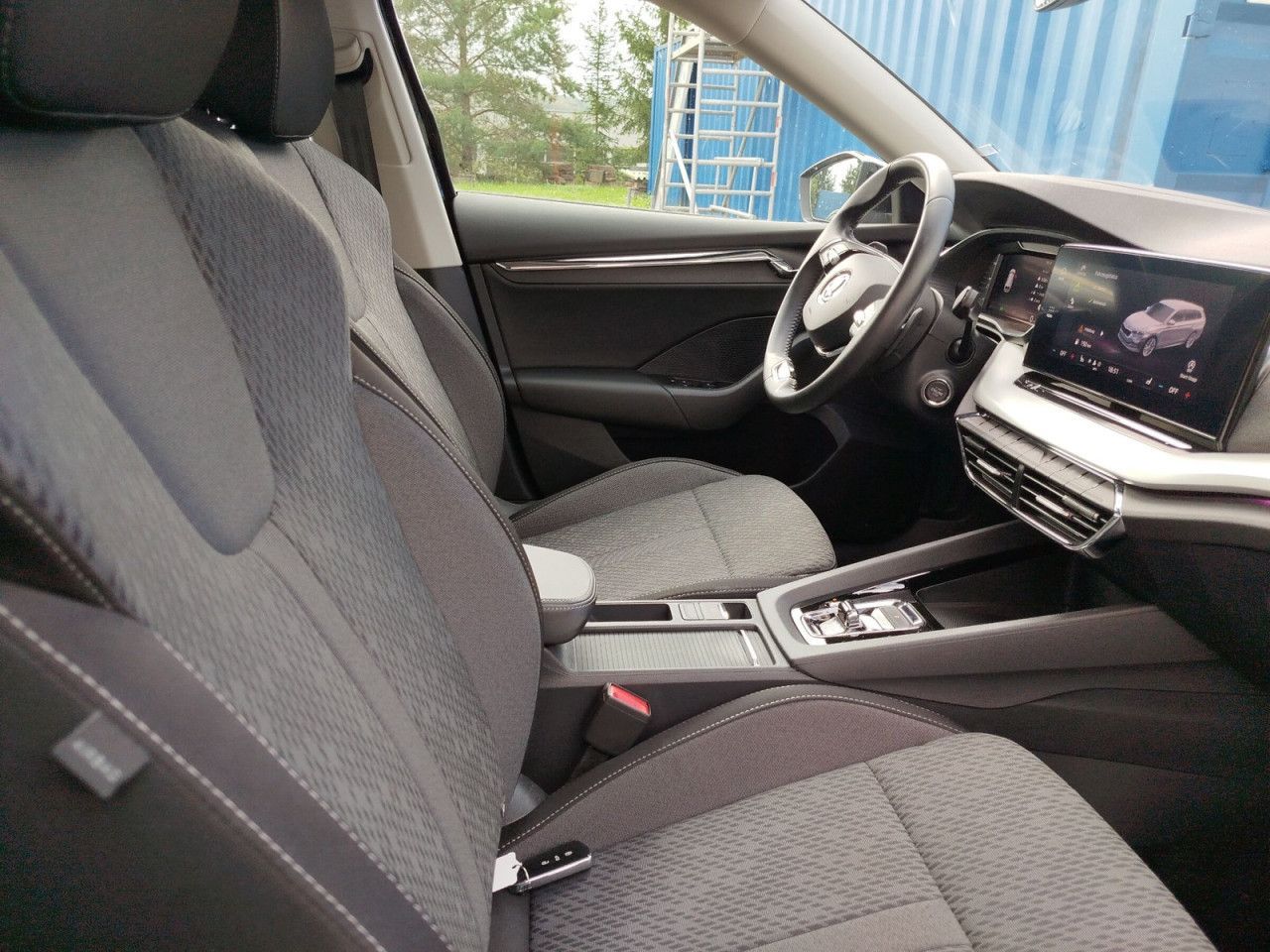 Fahrzeugabbildung SKODA Octavia Combi Style TD110/2.0A7F, AHK