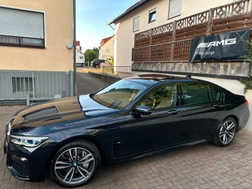 BMW 745 - 11