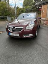 Opel Insignia   Sport Tour 2 l Biturbo 160Ps - Opel Insignia mit Diesel-Antrieb: 160 Ps