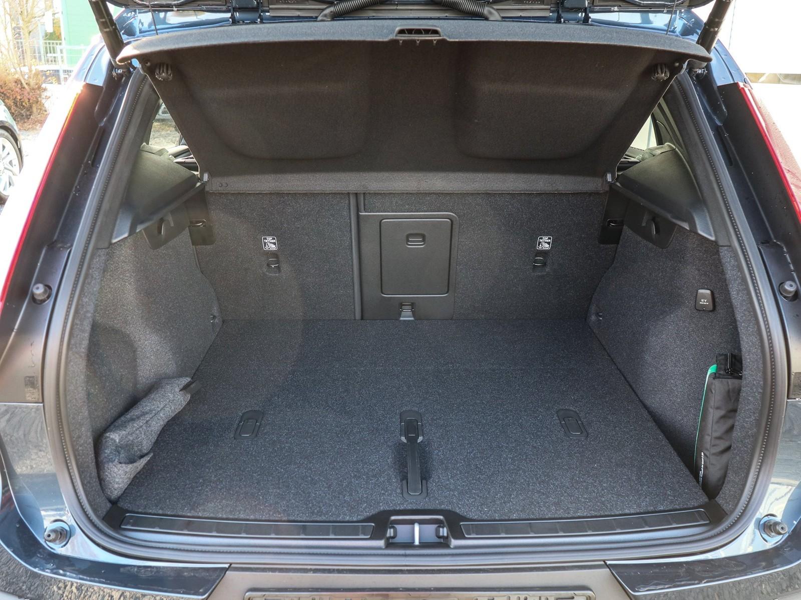 Volvo XC40 B3 Plus Black Edition 20" 360 Parkkamera Fr