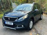 Peugeot 2008 1.5 HDI*AUTOMATIK*PANO*KAMERA*EURO6* - Peugeot 2008: 1.6