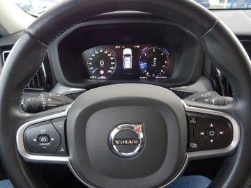 Volvo XC60 - 11