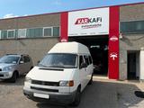 Volkswagen T4 -Hochraum  Automatik-Behindertengerecht-Rampe - VW T4 Caravelle 8-Sitzer