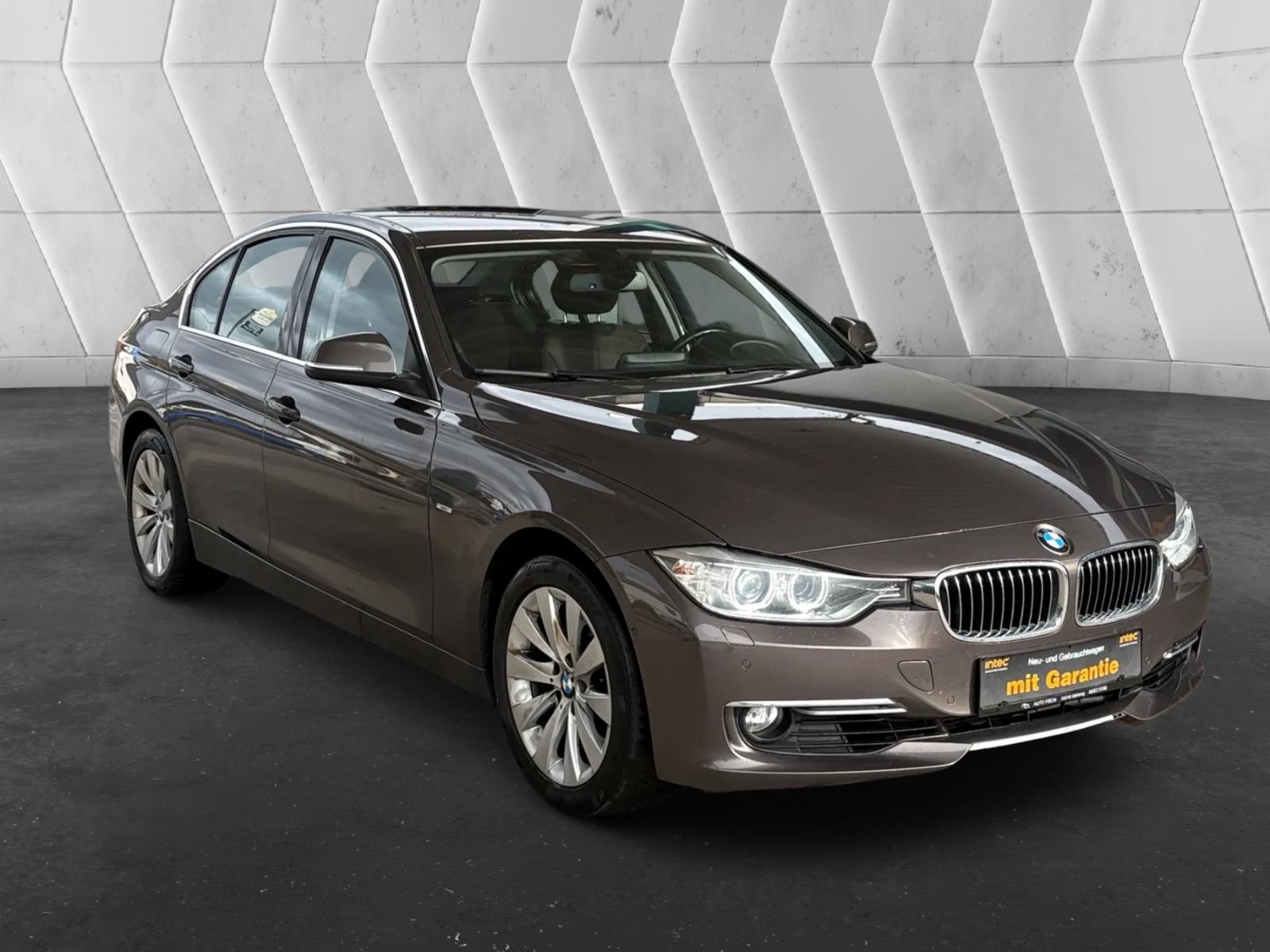 BMW 320i Luxury Line