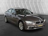 BMW 320i Luxury Line - BMW 320 aus 2012: 320i