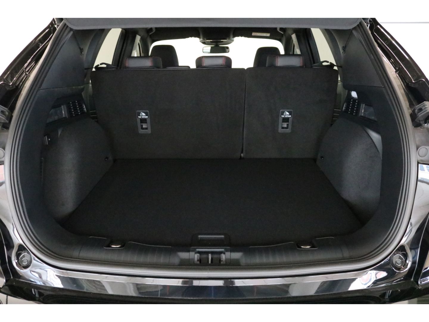 Fahrzeugabbildung Ford Kuga ST-Line X HEV 2.5 AWD NEUES MODELL