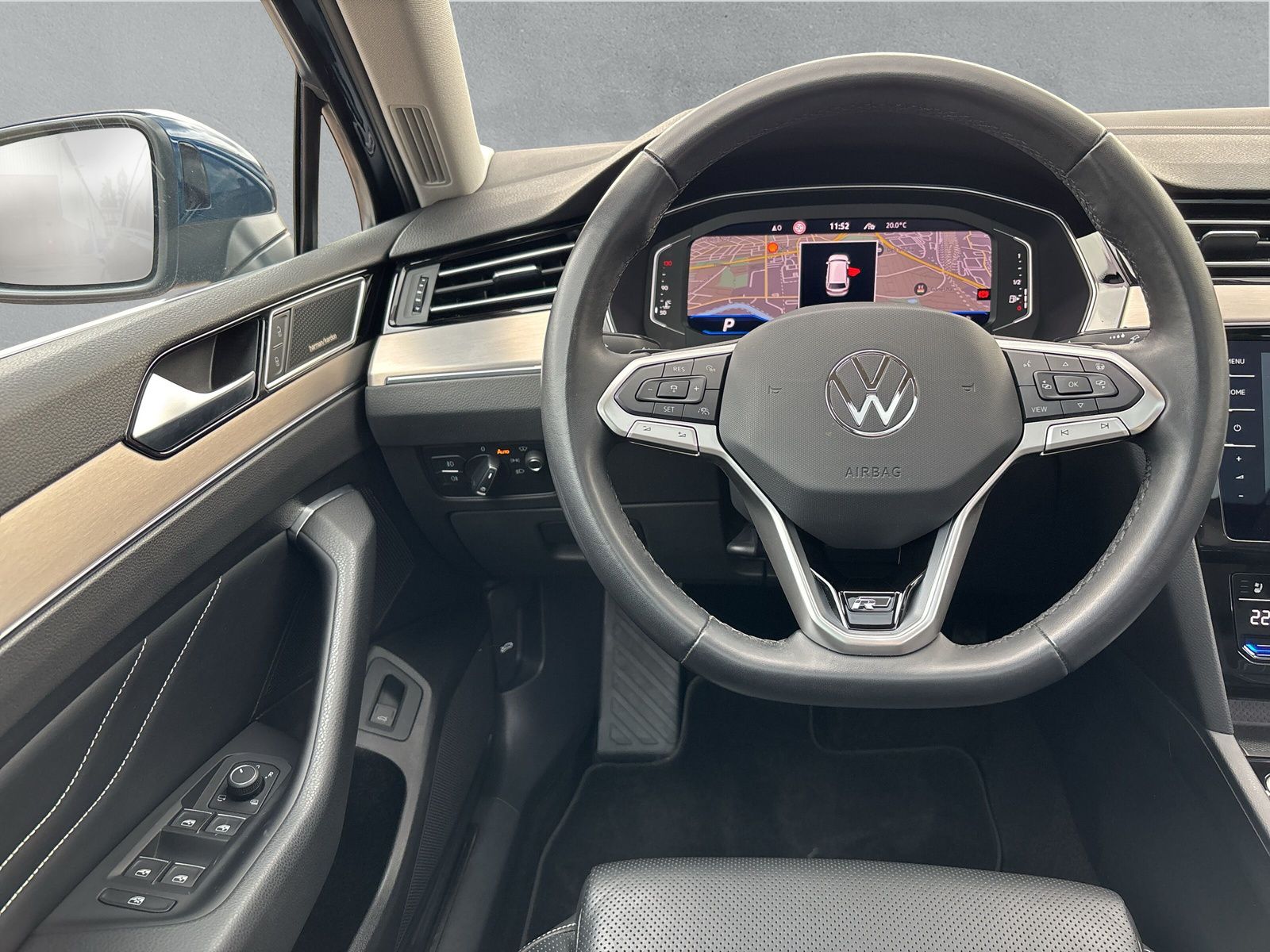 Fahrzeugabbildung Volkswagen Passat Variant Elegance 2.0 TDI 4Motion DSG AHK