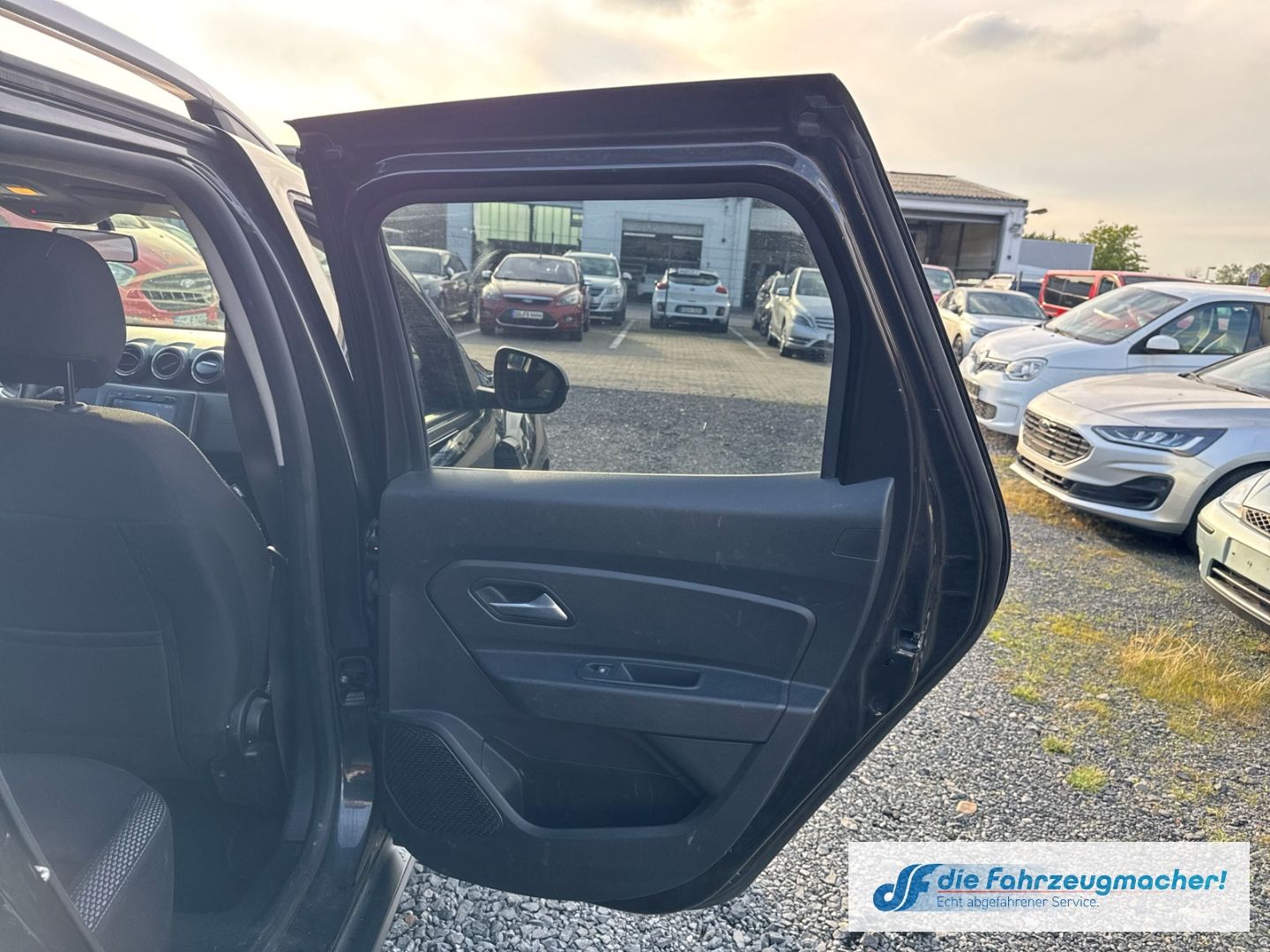 Fahrzeugabbildung Dacia Duster II Prestige 4WD Navi 360 Kamera *EXPORT
