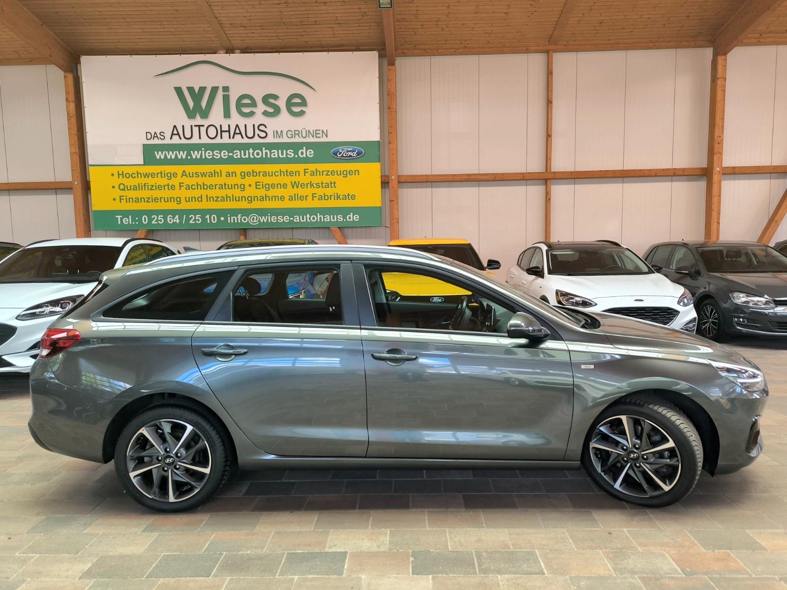 Hyundai i30 1.5 T-GDI Hybrid Trend ,Cam,Navi,LED