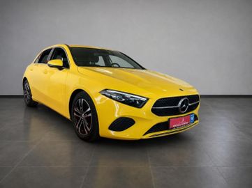 Mercedes-Benz Clase A A 200 d / 1. Hd / Digital /