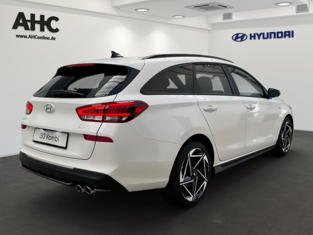 Fahrzeugabbildung Hyundai i30 Kombi 1.5 T-GDI 7-DCT N-Line Pano 2xKlima