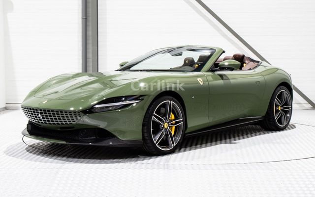 Ferrari Roma Spider -VERDE OLIVA- CARBON-PASS. DISPLAY