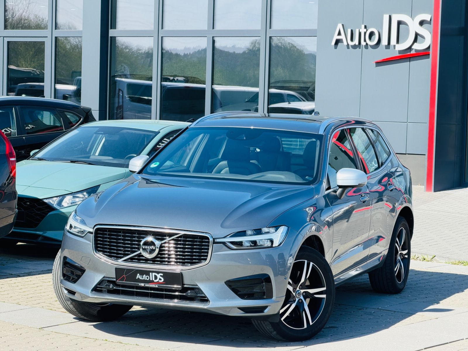 Volvo XC60 R Design AWD Aut.Pano.Navi.Garantie foto 8