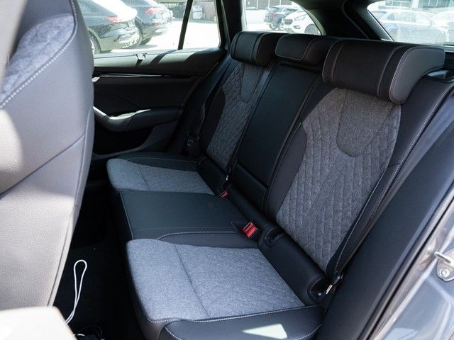 Octavia Combi 2.0 TDI Sportline DSG 360°+HUD+MAT