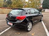 Opel Astra 1.4 Turbo Cosmo Cosmo - Opel Astra aus 2011: Turbo