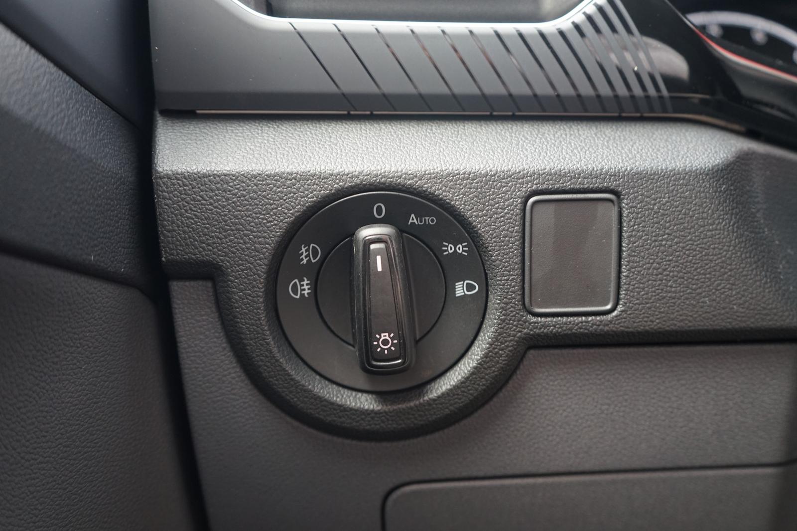 Volkswagen T-Cross 1.0 TSI DSG Klima Sitzheizung LED, миниатюра 29