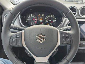 Bild 17 Suzuki Vitara Comfort 1.4 Navi LED ACC Apple CarPlay An