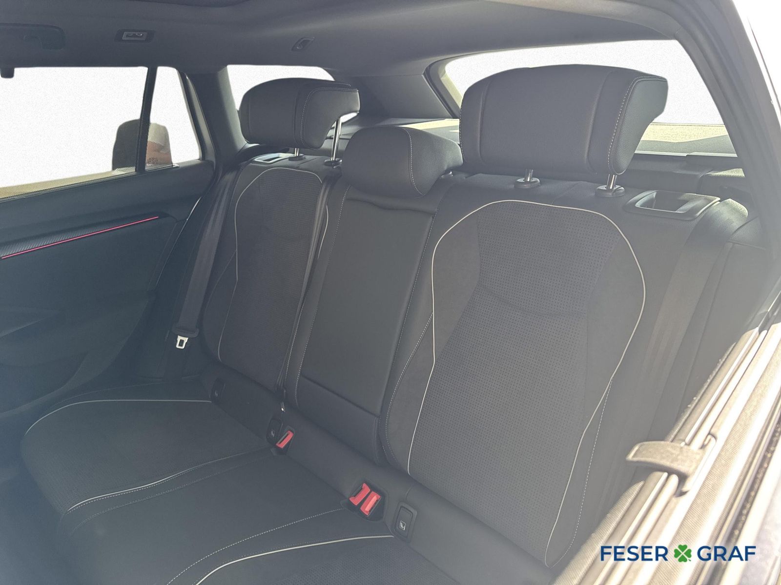 Skoda Superb - Bild 11